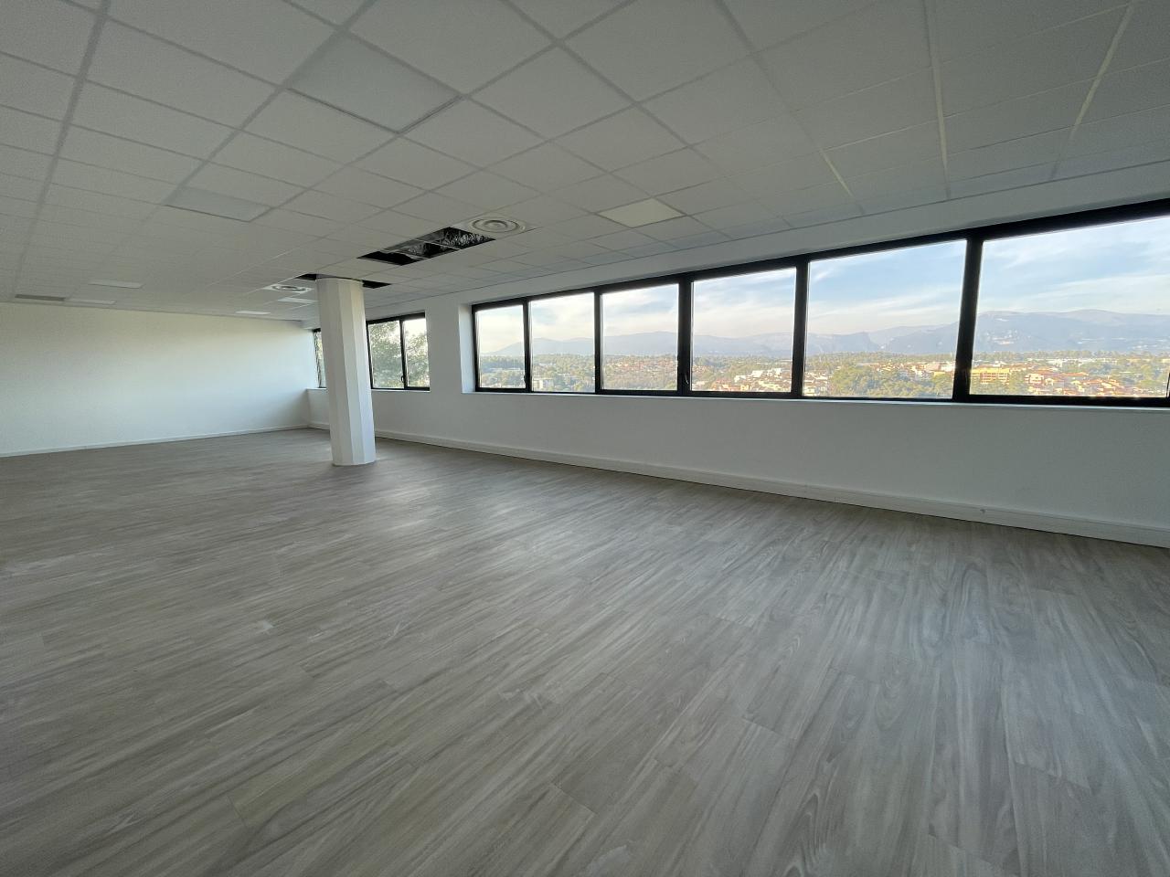 Bureau Sophia Antipolis 1027m² Location bureau Sophia Antipolis Alpes-Maritimes OLBUR2115416 2